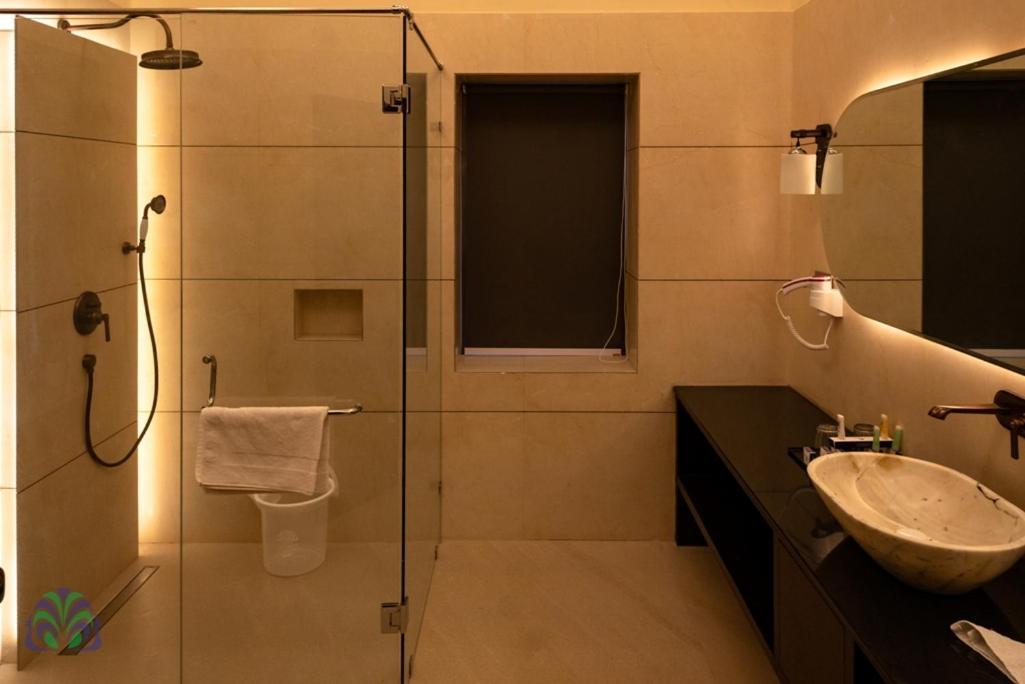 Hotel Basant Vihar Palace Bikaner Buitenkant foto