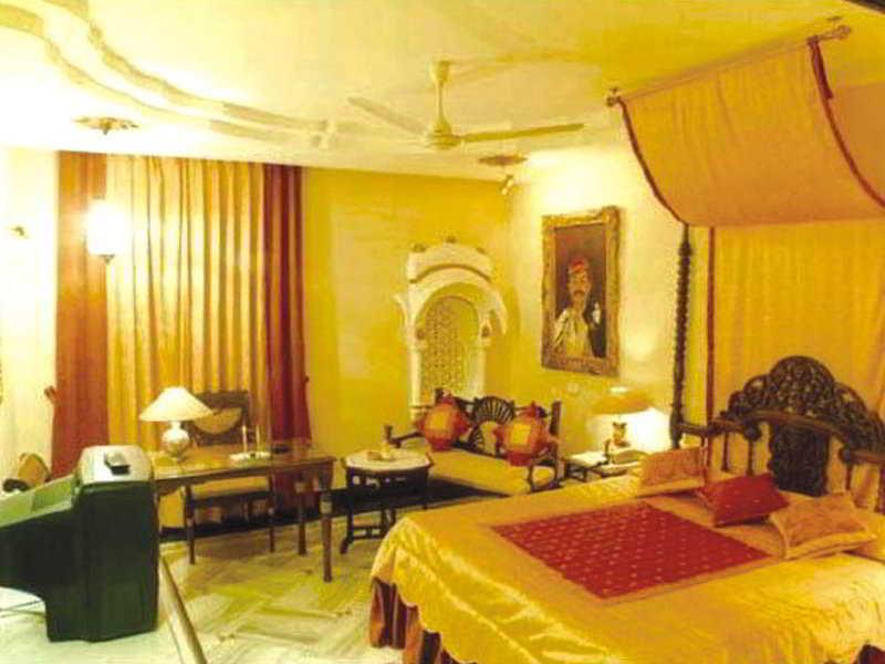 Hotel Basant Vihar Palace Bikaner Buitenkant foto