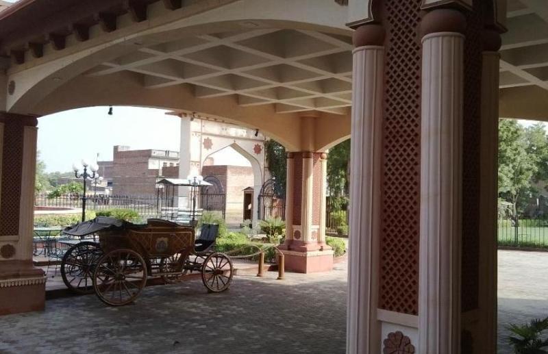 Hotel Basant Vihar Palace Bikaner Buitenkant foto